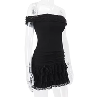Ensemble 2 pièces short et haut court moulant plissé uni à col en V, sans bretelles, épaules dénudées, bordure en dentelle, style sexy et doux, collection 2026