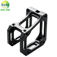 Pièces de rechange structurelles personnalisées pour modèles multirotors, base centrale en alliage d'aluminium usinée CNC, anodisation noire par sablage, ODM