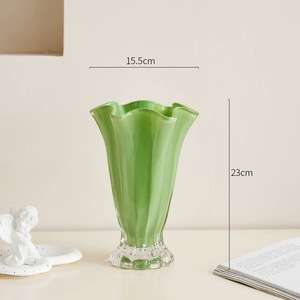Vase de sol hydroponique de style nordique minimaliste européen élégant fait à la main pour les hôtels - Product Image 6
