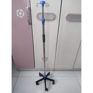 Soporte de Acero Inoxidable para Suero Intravenoso con Bandeja, Altura Ajustable, Portátil, para Uso Hospitalario - Product Image 3