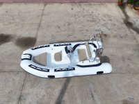 Bateau pneumatique rigide en FRP de 390 cm avec coque Hypalon PVC pour la pêche, à vendre