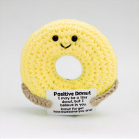 Nouvelle conception, poupée en peluche au crochet faite à la main, jouet tricoté en forme de beignets de barbe à papa, matériau de rembourrage personnalisé en fil, Chine Zhejiang
