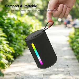 ลำโพงบลูทูธไร้สายแบบพกพาสำหรับใช้งานกลางแจ้ง ปรับแต่งได้ ให้แสงสี RGB สร้างบรรยากาศรอบทิศทาง - Product Image 3