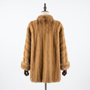 <span class=keywords><strong>Abrigo</strong></span> de invierno casual para mujer, cortavientos, de visón auténtico, con capucha de poliéster, puños enrollables y cuello plegable, color Toffee Gold Chevron. - Product Image 4