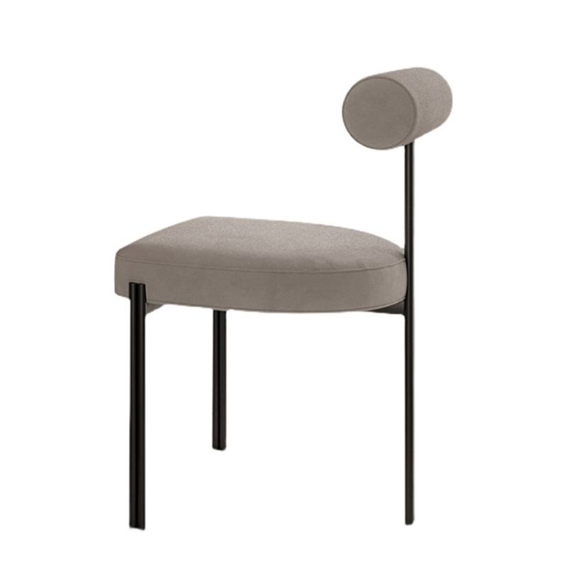 สีเทาเข้ม