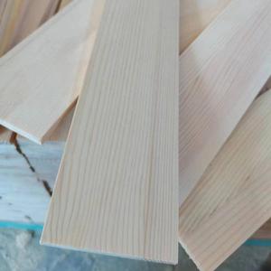 Tavola in Legno Massello di Pino Radiata 4x8 per Interni, Materiale Grezzo Moderno in Pino per Giunzioni - Product Image 3