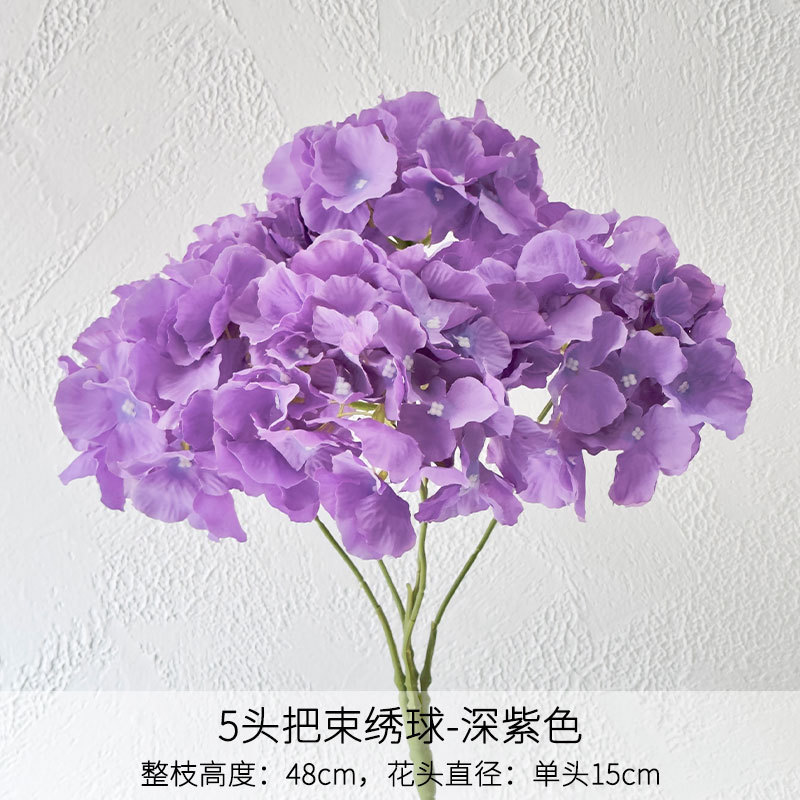 Bouquet d'hortensias à 5 têtes violet foncé