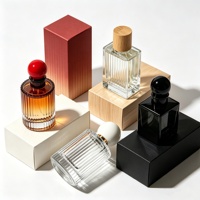 Flacon de parfum de luxe personnalisé en verre ambré vide de 30 ml, 50 ml, 100 ml, forme rayée verticale, rond, avec couvercle