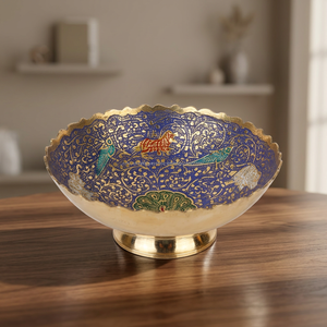 Frutero de latón hecho a mano con diseño de Minakari, chapado en oro y esmalte azul para decoración del hogar. - Product Image 1