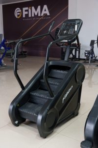 Appareil de marche sur escalier professionnel avec console numérique, pour entraînement cardio du bas du corps, équipement commercial - Product Image 4