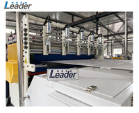 Nouvelle ligne d'extrusion de feuilles alvéolaires multicouches en polycarbonate/PP/PE à vis simple avec pompe à moteur automatique et carte PLC