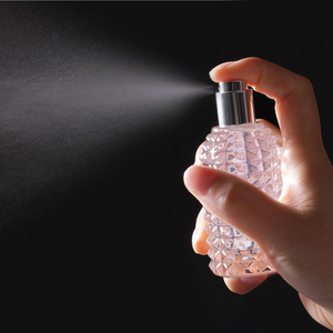 Flacon de parfum cylindrique de luxe en verre 30ml 50ml 100ml vide avec pulvérisateur à pompe et surface sérigraphiée pour emballage diffuseur - Product Image 3