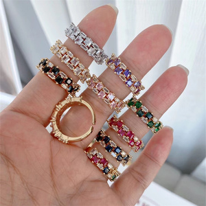 Prix de gros : Nouveaux ensembles de bijoux pour femme en zircon, plaqué <span class=keywords><strong>or</strong></span> coloré, comprenant bracelet manchette et bague, design doré - Product Image 4