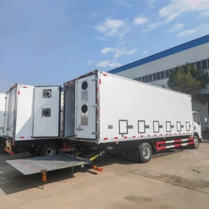 Camion frigorifique Isuzu 4x2 pour le transport de poussins vivants, véhicule de livraison de poulets d'un jour, camions de transport de poussins - Product Image 1