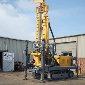 Foreuse rotative pneumatique hydraulique sur chenilles pour puits d'eau et forages rocheux, profondeurs 160m, 180m, 200m, 300m, 500m, pour applications minières en montagne - Product Image 3