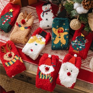 Calcetines de Navidad para mujer, de poliéster, forro polar coral, extra gruesos, cálidos, para dormir, de dibujos animados, de media lana, que no sueltan pelusa - Product Image 2