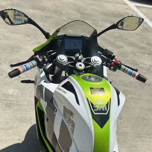 QJMOTOR SRK 400-<span class=keywords><strong>600cc</strong></span> <span class=keywords><strong>MINI</strong></span> <span class=keywords><strong>Moto</strong></span> sportive à essence haute performance Nouvelle - Product Image 2