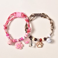 Collier pour chien personnalisé en paracorde tressé avec perles, collier pour animal de compagnie personnalisé avec clochette, collier pour animal de compagnie tissé à la main avec perles, collier réglable pour animal de compagnie
