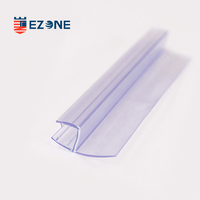 Bande de bord en plastique imperméable de joint de douche de PVC clair Offre Spéciale pour la conception traditionnelle inférieure de porte de douche
