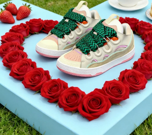 Chaussures de sport luxueuses en cuir et mesh avec semelle intermédiaire en EVA, lacets épais et larges. Disponible en tailles pour hommes et femmes - Product Image 3