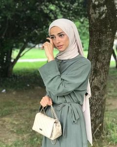 Écharpe en mousseline unie <span class=keywords><strong>Hijab</strong></span> avec couture soignée Femmes musulmanes Écharpes en mousseline disponibles Écharpes ethniques <span class=keywords><strong>Bonnet</strong></span> avec <span class=keywords><strong>hijab</strong></span> - Product Image 4