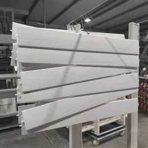 Volets <span class=keywords><strong>de</strong></span> fenêtre <span class=keywords><strong>en</strong></span> <span class=keywords><strong>bois</strong></span> <span class=keywords><strong>de</strong></span> haute qualité <span class=keywords><strong>de</strong></span> la marque Huasheng, design moderne, écologiques, durables, directement <span class=keywords><strong>de</strong></span> l'usine chinoise, hôtels - Product Image 3