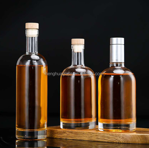 Leere Nordic Flint Glas Schnaps flaschen 500ml Runde Whisky Rum Gin Spieits Wodka Behälter Glasflasche Mit Kork kappe Großhandel - Product Image 1
