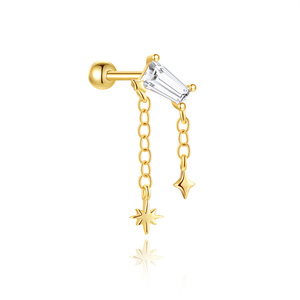 Pendientes de moda al por mayor, chapados en oro S925, diseño de estrella y luna con piedra de colores y cierre de bola para perforaciones. - Product Image 2