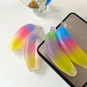NovaCross Nouveau Jouet Anti-Stress Coloré Scintillant en Maltose et Banane, Doux et Moelleux, Balle à Presser en TPR pour Soulager le Stress - Product Image 3