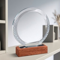 Vente en gros usine : Plaques de trophée en bois MVP, vierges, en verre cristal K9 transparent, avec motif couronne de lauriers gravé et base en bois