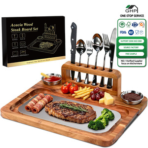 Tabla de Quesos Magnética de Madera con Bandeja de Servir de Acero Inoxidable Resistente a los Arañazos para Barbacoa, Regalo de Inauguración de Casa - Product Image 1