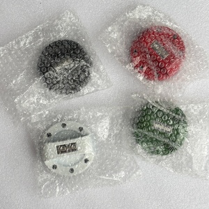 Tapa de Tanque de Combustible Roja Personalizada de ABS de 6.9 cm para Camioneta Hiace KDH200, Tapa Universal para Tanque de Gasolina con Logotipo Decorativo - Product Image 3