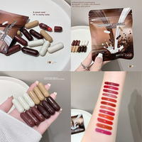 MAGIC CASA Rouge à lèvres mini capsule 12 couleurs - Formule crème minérale Parfum chocolat tendance Longue tenue Portable Vente en gros