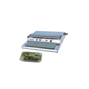 เครื่องห่อพลาสติกแบบมือหมุน รุ่น HW-450 สำหรับห่ออาหารทะเล เนื้อปลา ผลไม้ และอาหารอื่นๆ - Product Image 1