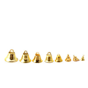 Petite cloche décorative <span class=keywords><strong>de</strong></span> Noël en argent plaqué, à ouverture par <span class=keywords><strong>le</strong></span> <span class=keywords><strong>vent</strong></span>, avec motif gravé, figurine <span class=keywords><strong>de</strong></span> danseur, thème <span class=keywords><strong>de</strong></span> Noël, en métal - Product Image 5