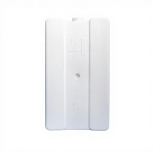Paquete de Gel Reutilizable para Terapia de Frío y Calor, Alivio del Dolor, Uso Médico, Diseño Rectangular Blanco con Orificio Central Número Cuatro - Product Image 1
