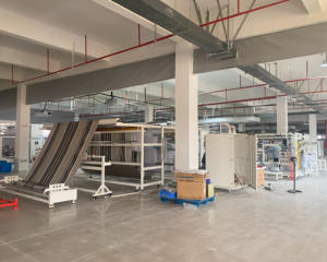 Máquina de coser totalmente automática para sábanas, dobladillo de cuatro lados, 1-10cm, Vertical, 1-2,5 cm, sistema <span class=keywords><strong>Omron</strong></span> de ancho de dobladillo Horizontal - Product Image 4