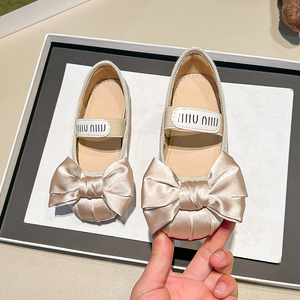 उच्च गुणवत्ता वाली लक्जरी मिठाई राजकुमारी बच्चों के जूते नरम एकमात्र बॉलिंग रेशम कपड़ा ऊपरी मैरी जेन बच्चों के लिए जूते - Product Image 6