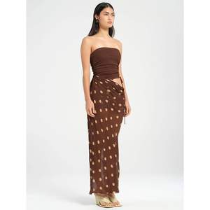 Conjunto de 2 Piezas Personalizado para Mujer 2026, Top Tubo sin Mangas, Falda Larga de Malla con Estampado de Polka, Atuendo Transpirable de Gasa para Vacaciones - Product Image 2