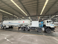 Camion de ravitaillement en carburant pour avions de 45 m³, semi-remorque de ravitaillement aérien avec plateforme de levage hydraulique