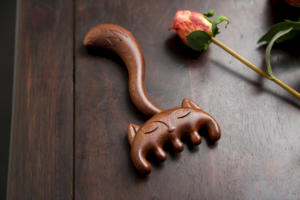 Tablero de raspado, peine de masaje, fuente de madera natural, correo directo internacional - Product Image 3