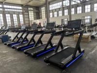 SK 상업용 스마트 트레드밀 터치스크린 전동 러닝머신 모터식 유산소 운동 기구 피트니스 OEM