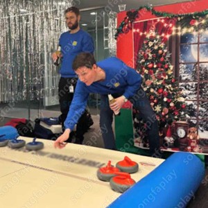 Piste de curling gonflable Songfa, patinoire mobile intérieure/extérieure, tapis de sol sportif, durable et écologique pour les événements et l'entraînement - Product Image 6