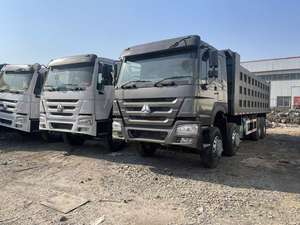 Camion Ribaltabile Sinotruck HOWO TX 8X4 a 12 Ruote, Autocarro Ribaltabile Sinotruck, Camion Pesante Nuovo Euro 2/Euro Peso Lordo Totale - Product Image 5