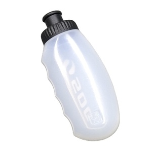 Muestra gratis Popular botella de agua deportiva de ciclismo ligera, portátil y suave hecha de plástico que aprieta para bicicletas - Product Image 1