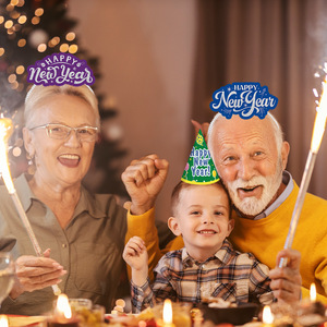 Kit Colorato per Festa di Capodanno: Set di 12 Cerchietti di Carta e Cappelli a Cono per Celebrazioni in Casa e al Bar - Product Image 3