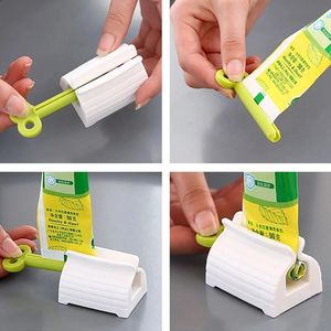 Exprimidor de pasta de dientes con tubo rodante, soporte para asiento de pasta de dientes, dispensador giratorio para Baño - Product Image 6