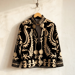 Chaqueta de terciopelo negro premium hecha a mano, superventas 2026, para mujer, estilo étnico indio, abrigo tipo shrug festivo, a precio de fábrica - Product Image 1