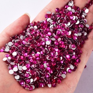 Oleeya Factory Wholesale 2028 Same Cut Factes Rose B Color Glass Non Hotfix Rhinestone Flat Back Rhinestones for Nail Art DIY - Product Image 2