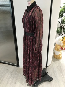 Abito Lungo da Donna D&M Produzione Propria Personalizzabile Estate Autunno Inverno con Maniche a Lanterna in Velluto Colletto Rovesciato Bottoni con Diamanti per Feste - Product Image 2
